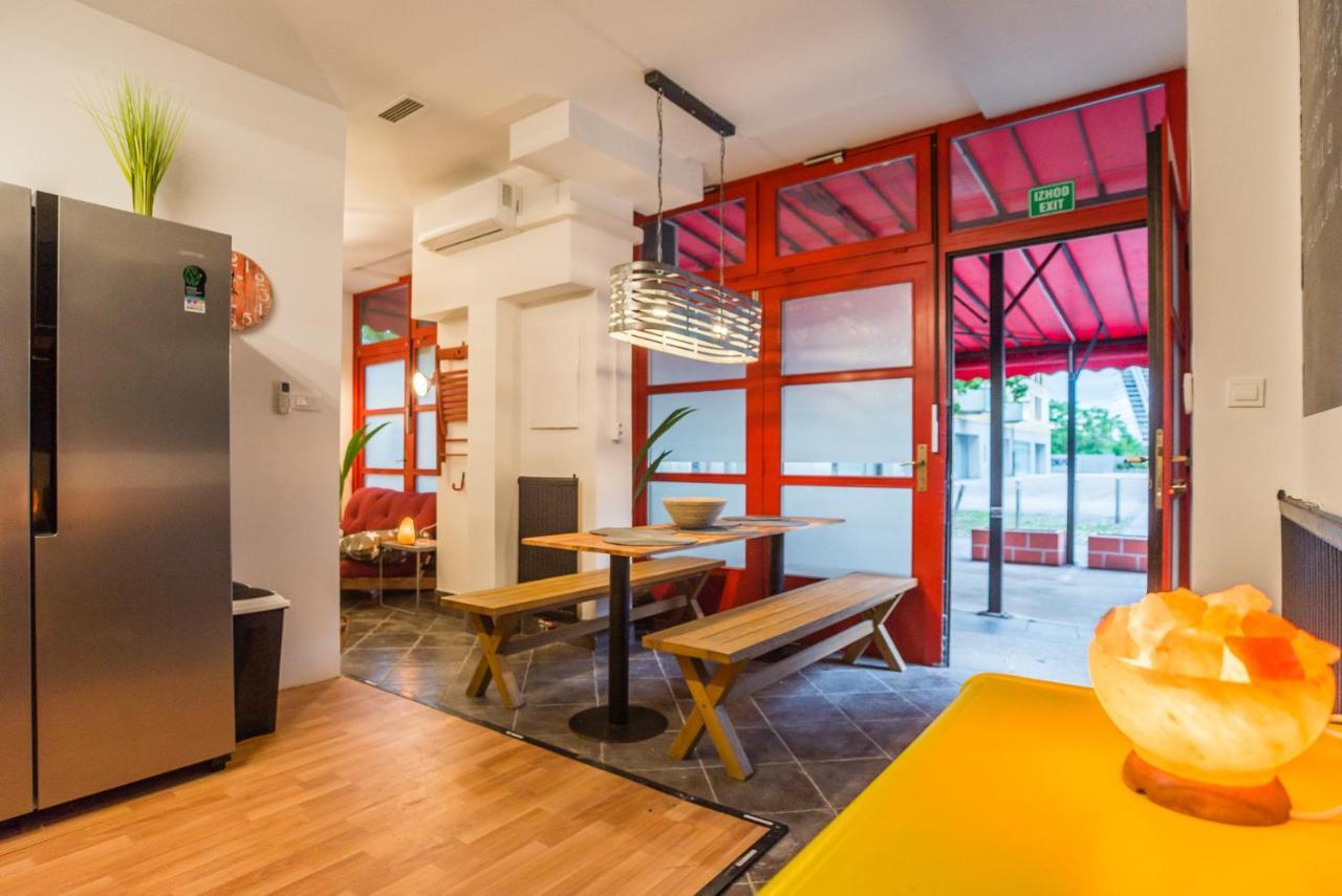 Apartma N'Poznam Любляна Экстерьер фото